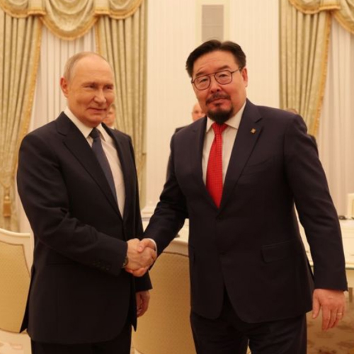 Премијер Занданшатар састао се са руским председником Владимиром Путином.