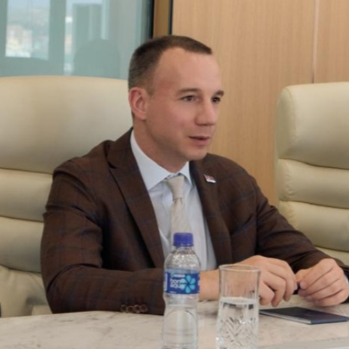 Састанци државног секретара у Унал Батору